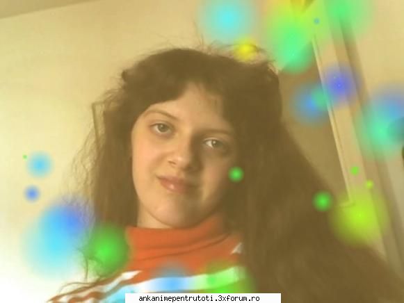 Poze cu useri - a 2a..asta e modificata..are ceva? - Poze cu useri